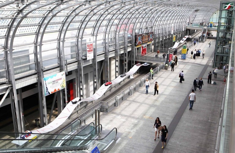 La Strada del Design alla Stazione di Porta Susa 1